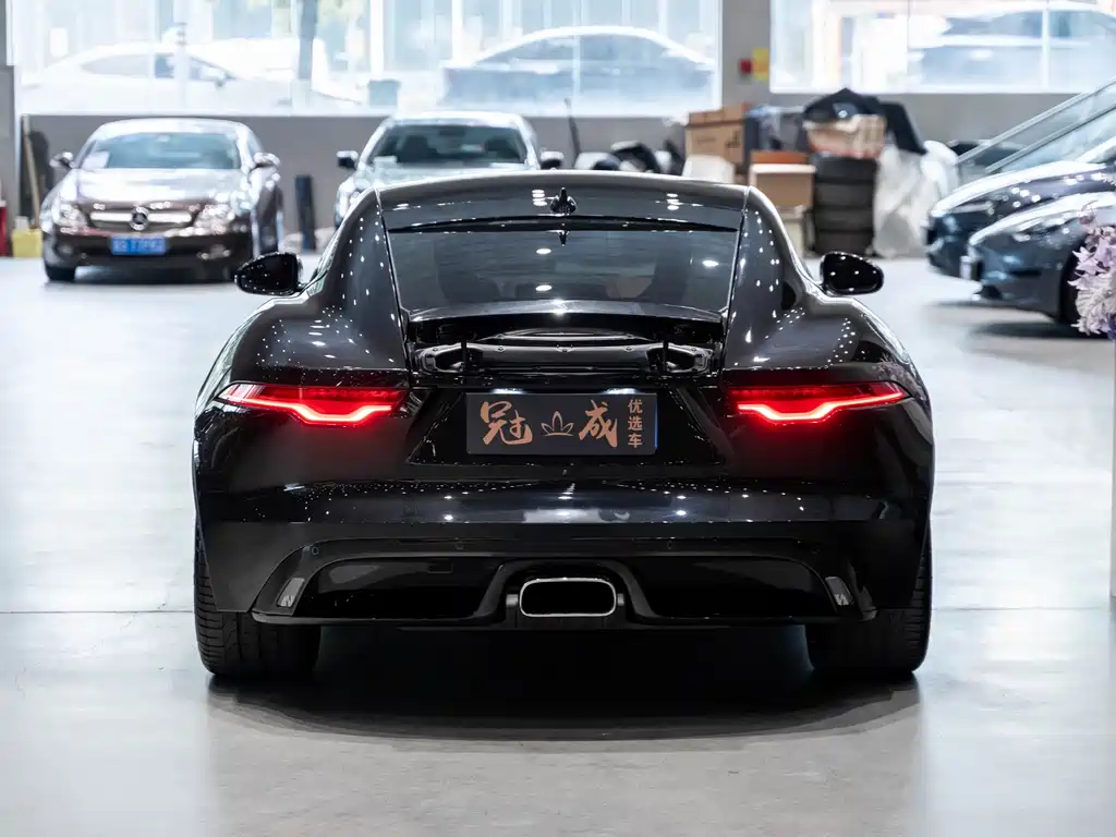Jaguar F-TYPE — миниатюра 6