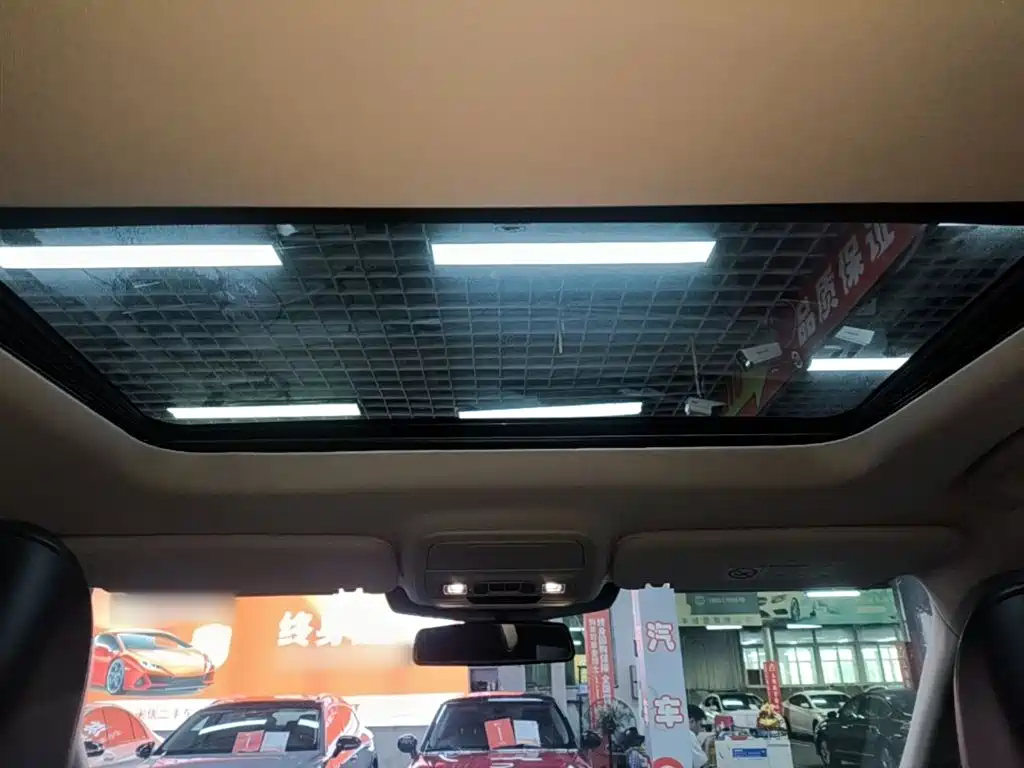 Ford Explorer — миниатюра 18