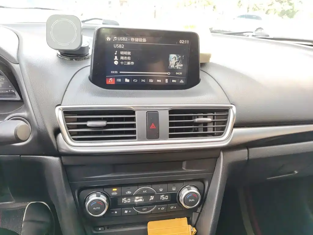Mazda 3 Axela — миниатюра 9