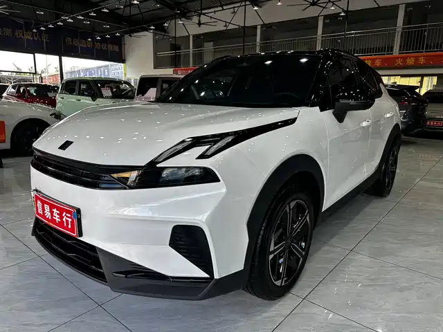 LYNK & CO. 06 EM P 2024