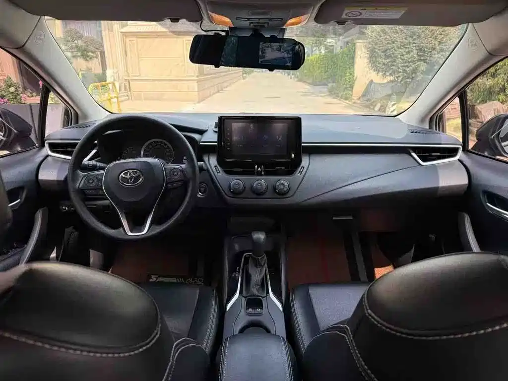 Toyota Corolla — миниатюра 5