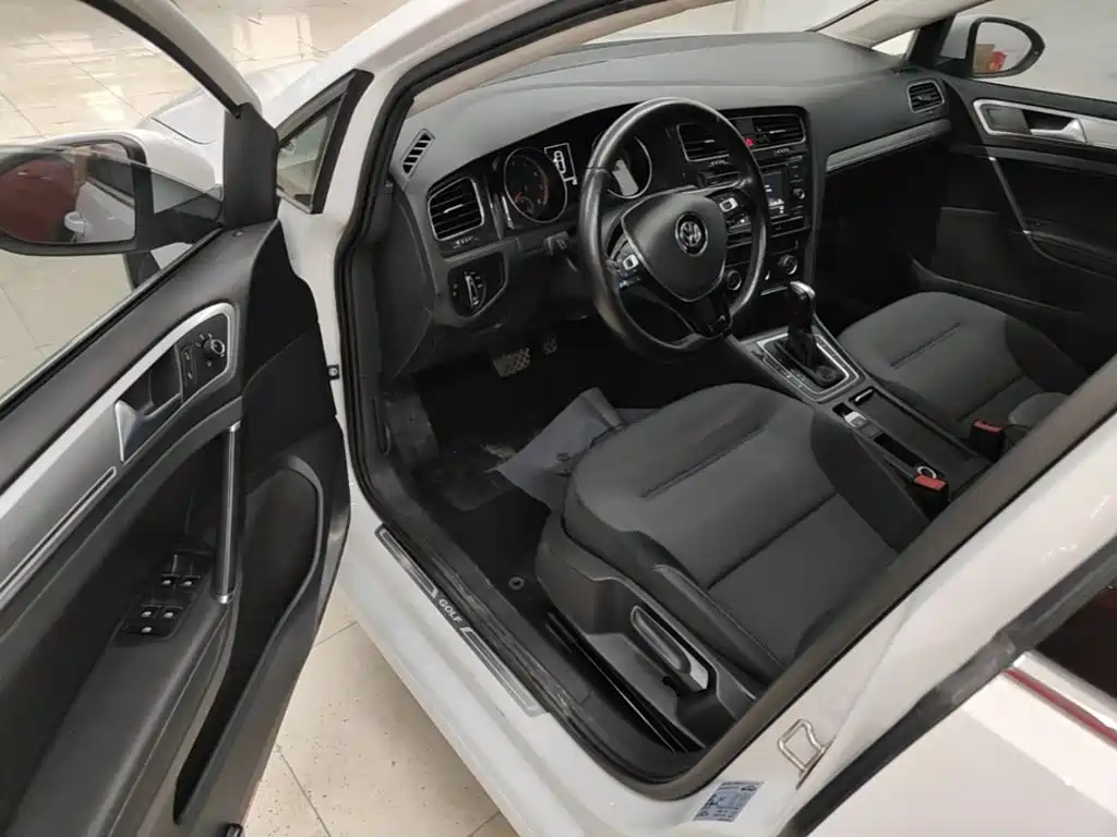 Volkswagen Golf — миниатюра 16