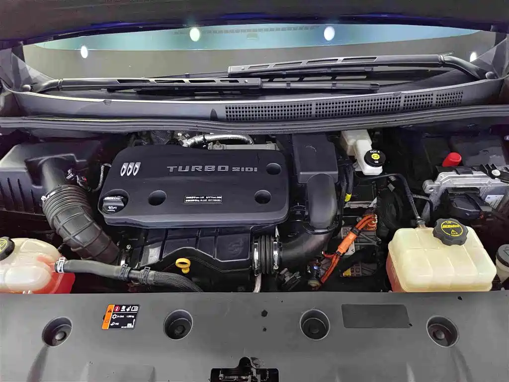 Buick GL8 Hybrid — миниатюра 12