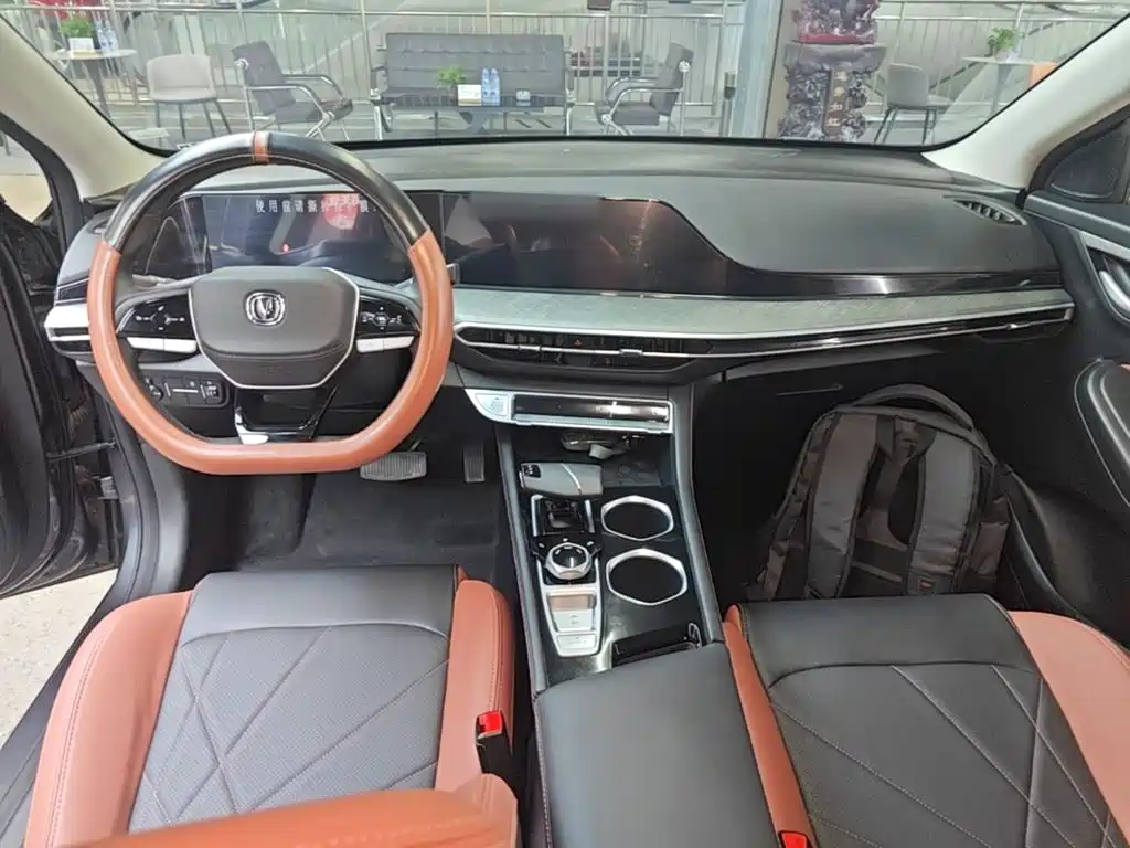 Changan Eado — миниатюра 10