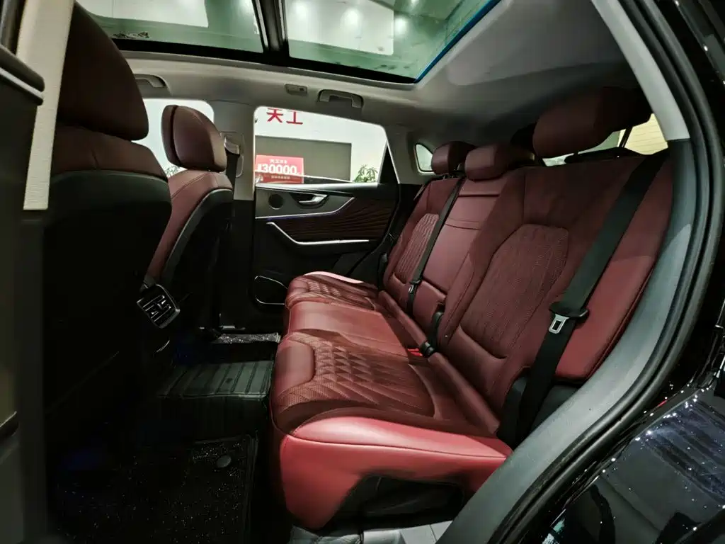 Hongqi Hongqi HS5 — миниатюра 14