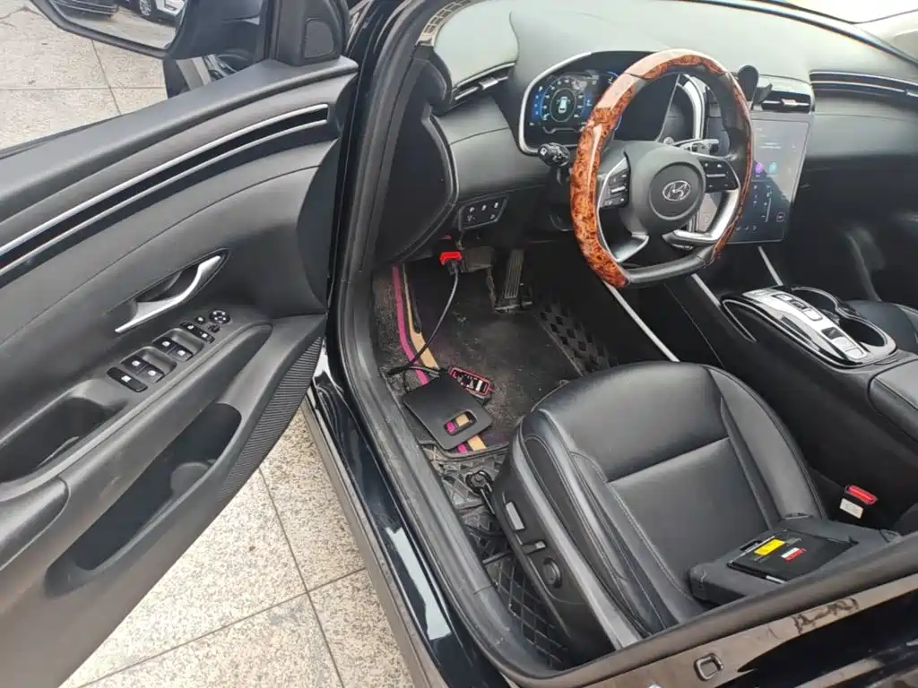 Hyundai Tucson — миниатюра 16