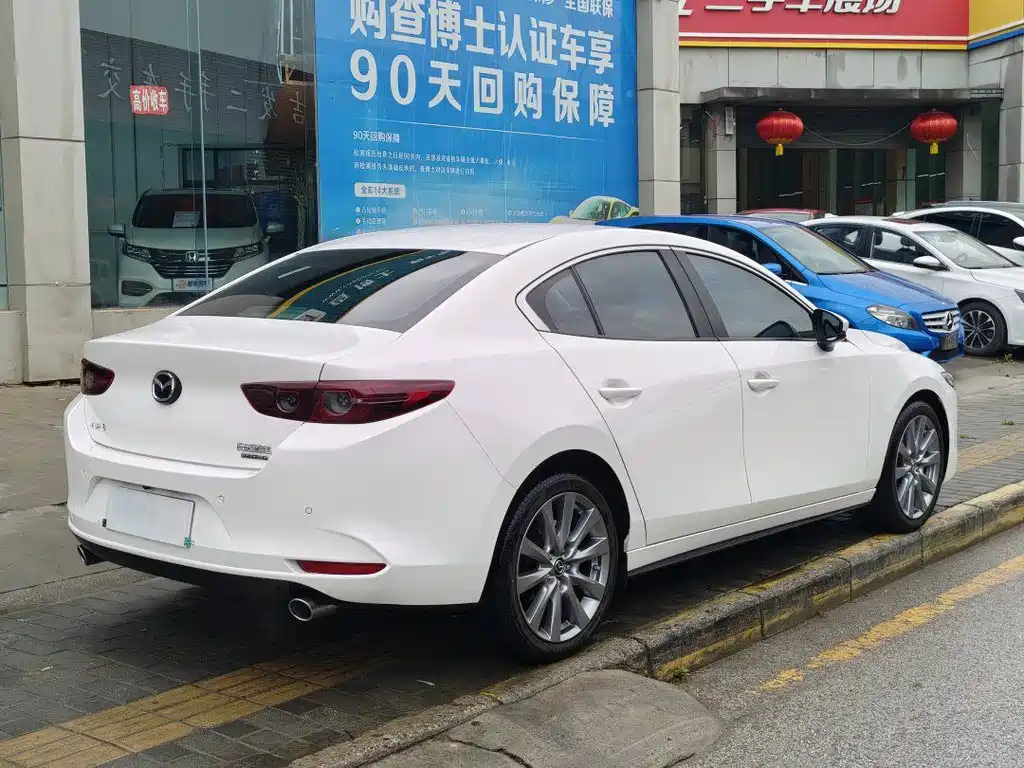 MAZDA 3 ANGKESAILA