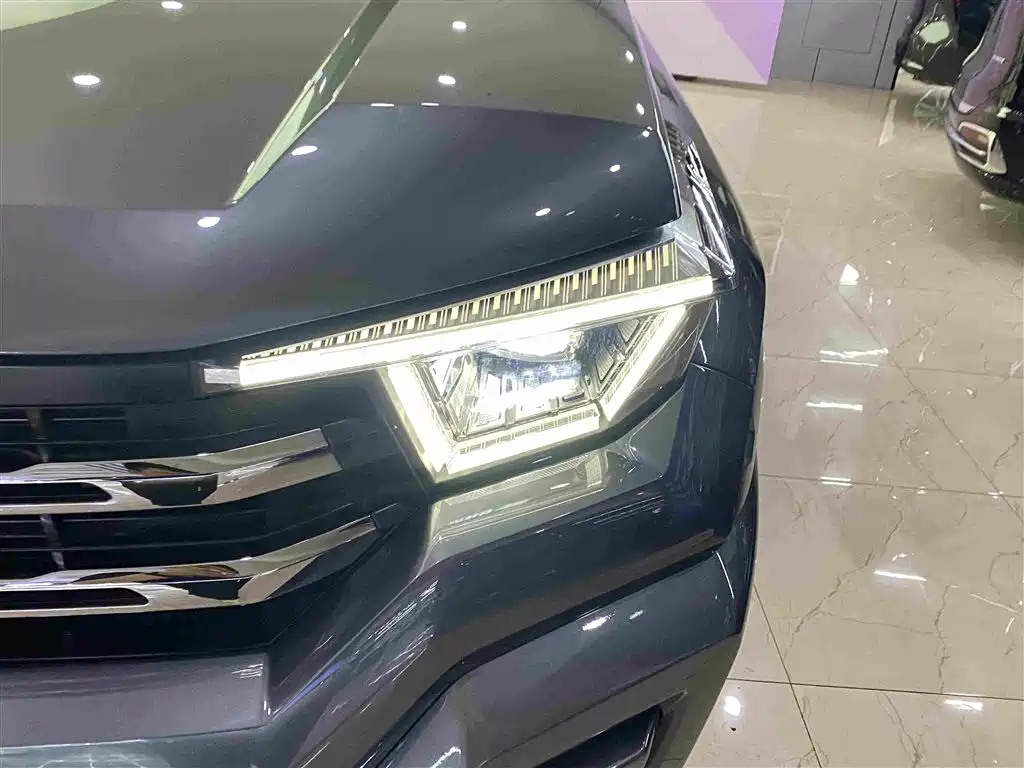 Tank Tank 400 New Energy — миниатюра 4