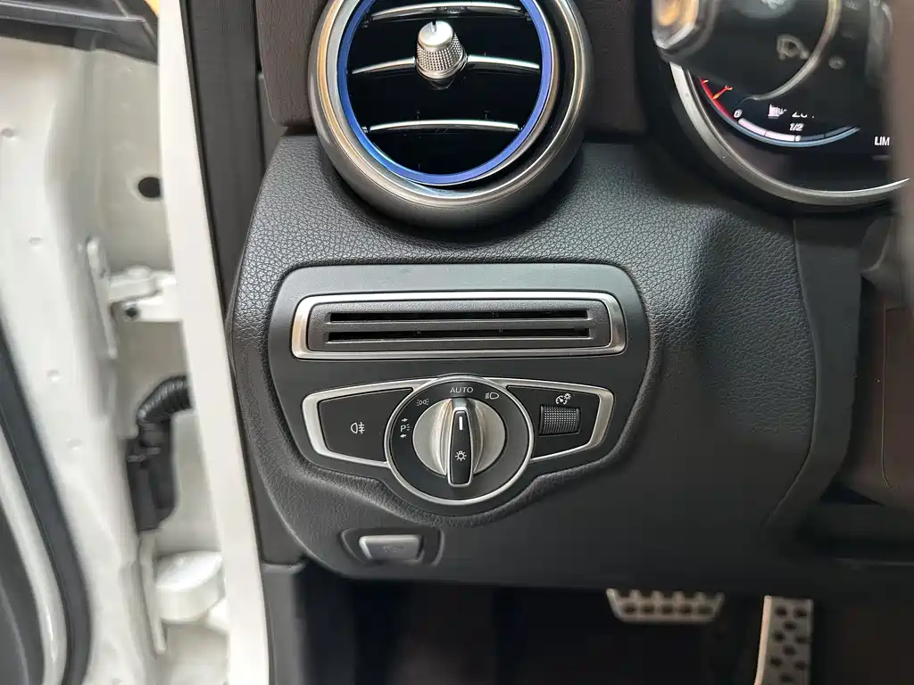 Mercedes-Benz GLC — миниатюра 20