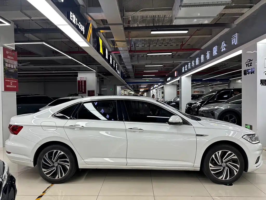 Volkswagen Sagitar — миниатюра 8