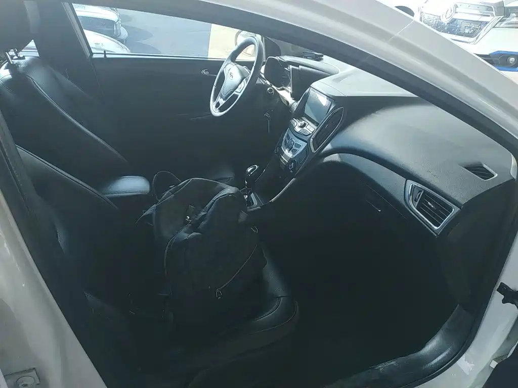 Chery Arrizo 5 — миниатюра 25