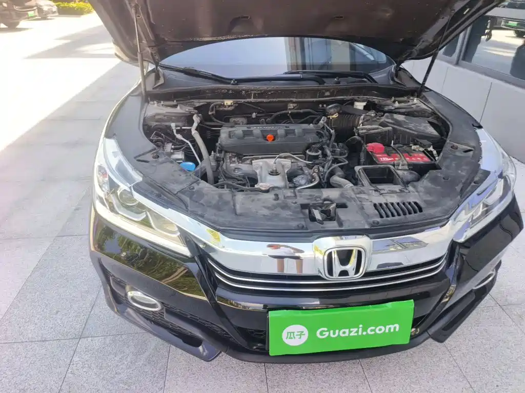 Honda Accord — миниатюра 20