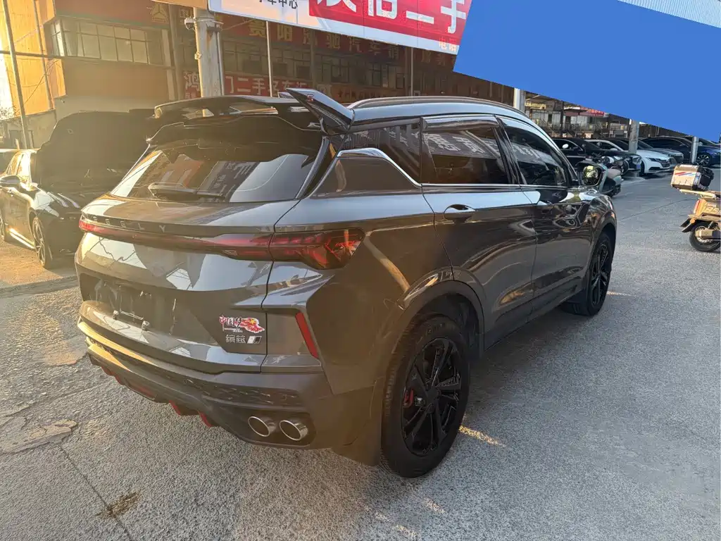 Geely Binyue — миниатюра 9