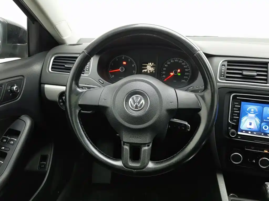 Volkswagen Sagitar — миниатюра 11