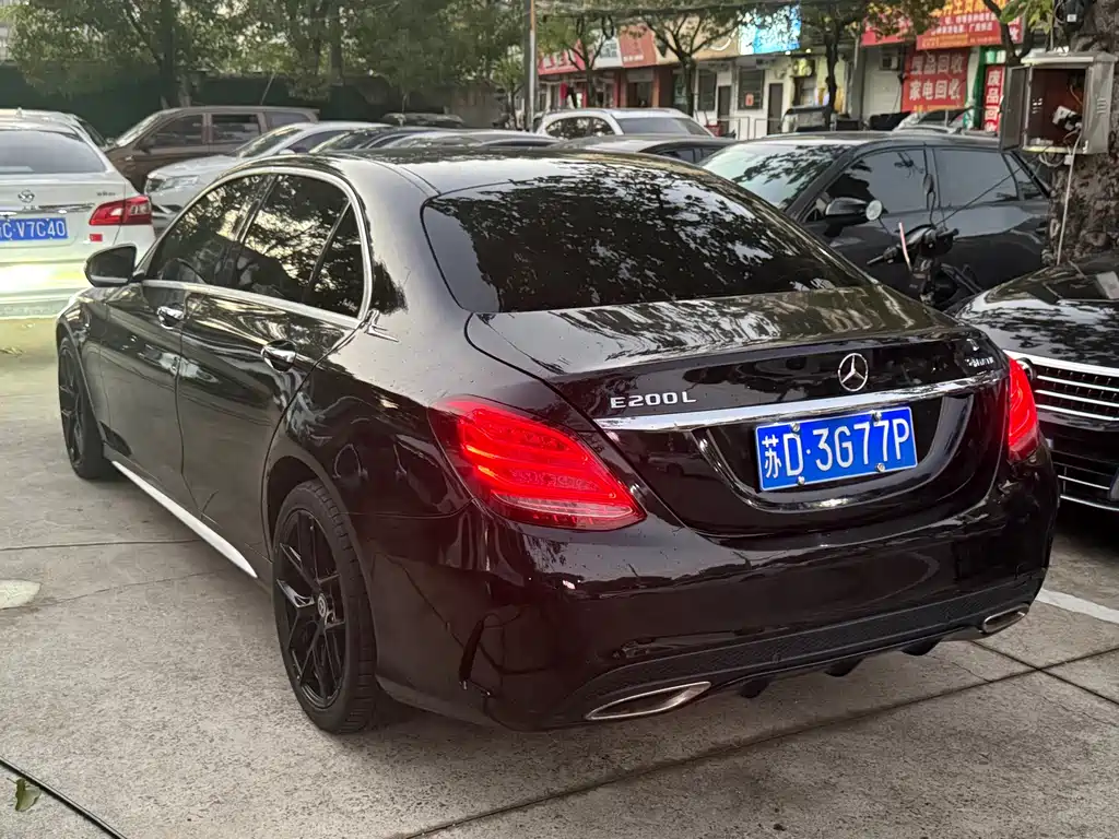 Mercedes-Benz C-Class — миниатюра 6