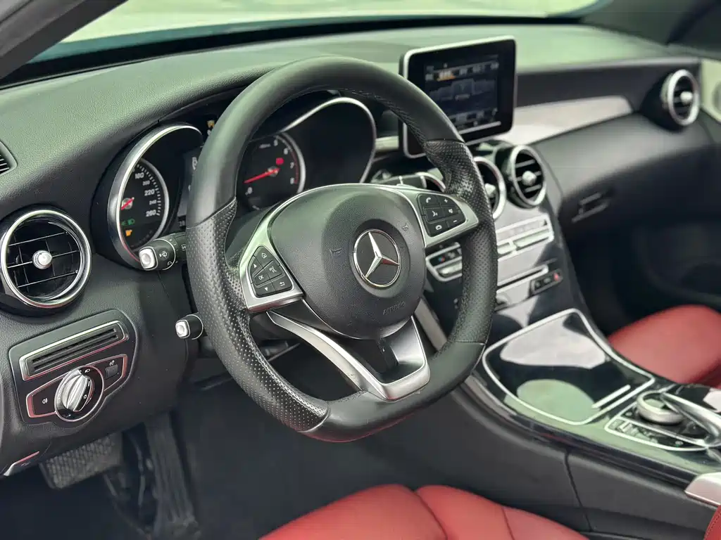 Mercedes-Benz C-Class — миниатюра 14