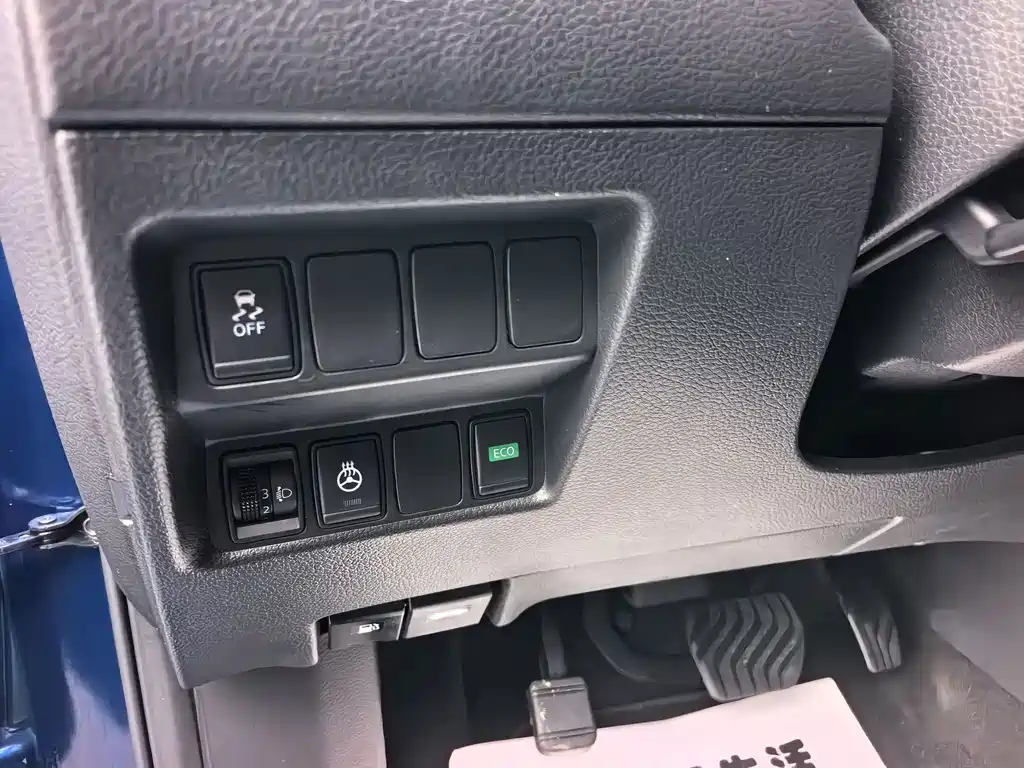 Nissan X-Trail — миниатюра 9