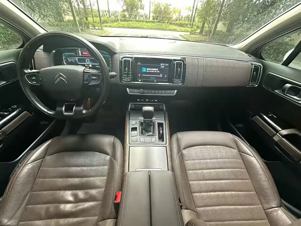 Citroen C6 — миниатюра 5
