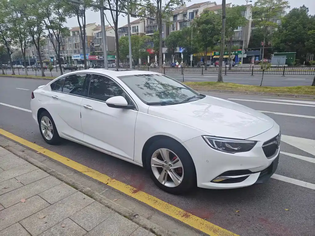 Buick Regal — миниатюра 3