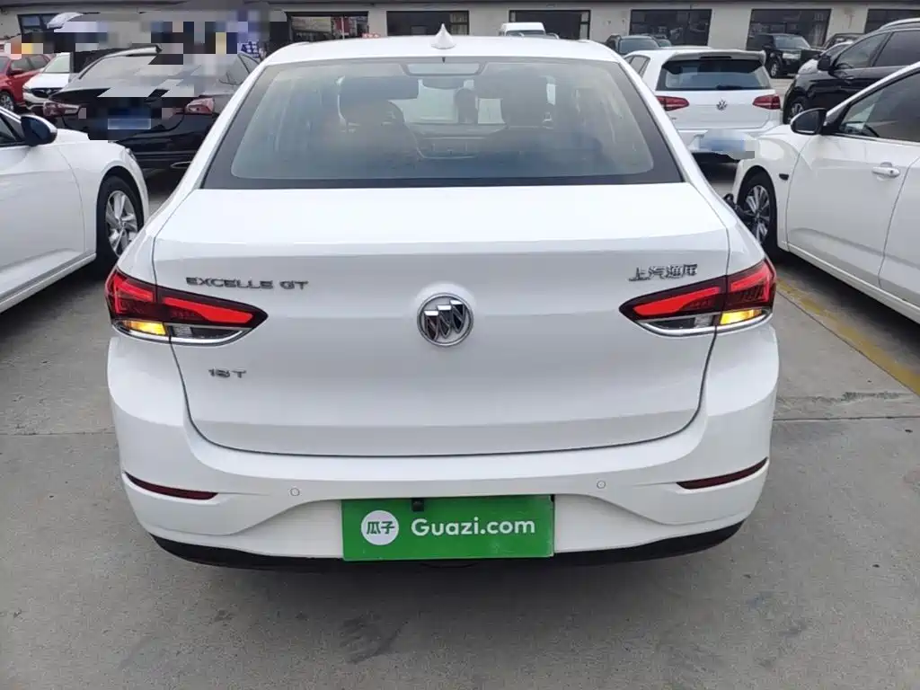 Buick Excelle — миниатюра 6