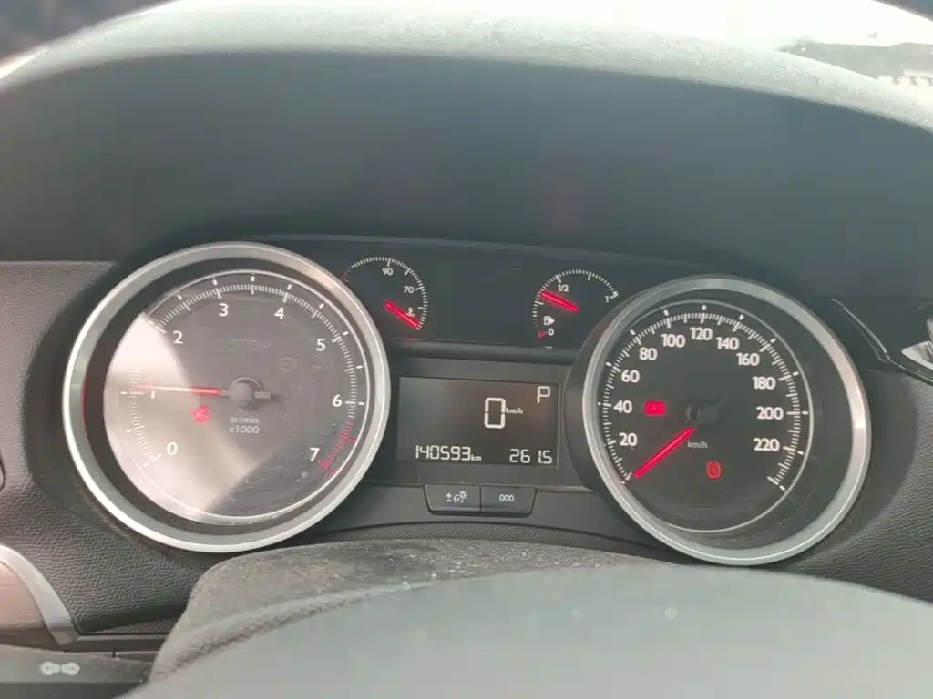 Peugeot 408 — миниатюра 12