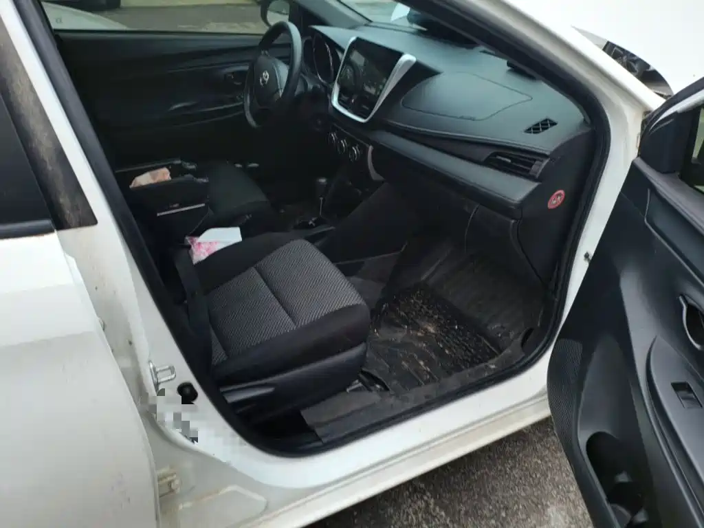 Toyota Vios FS — миниатюра 19