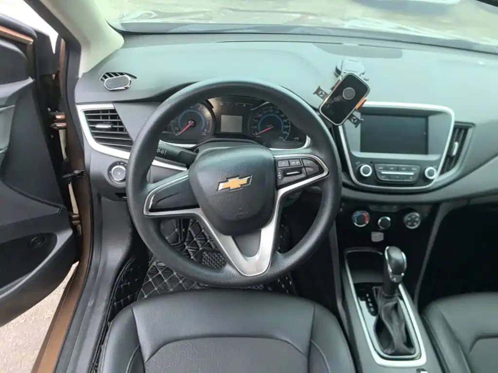 Chevrolet Cavalier — миниатюра 11