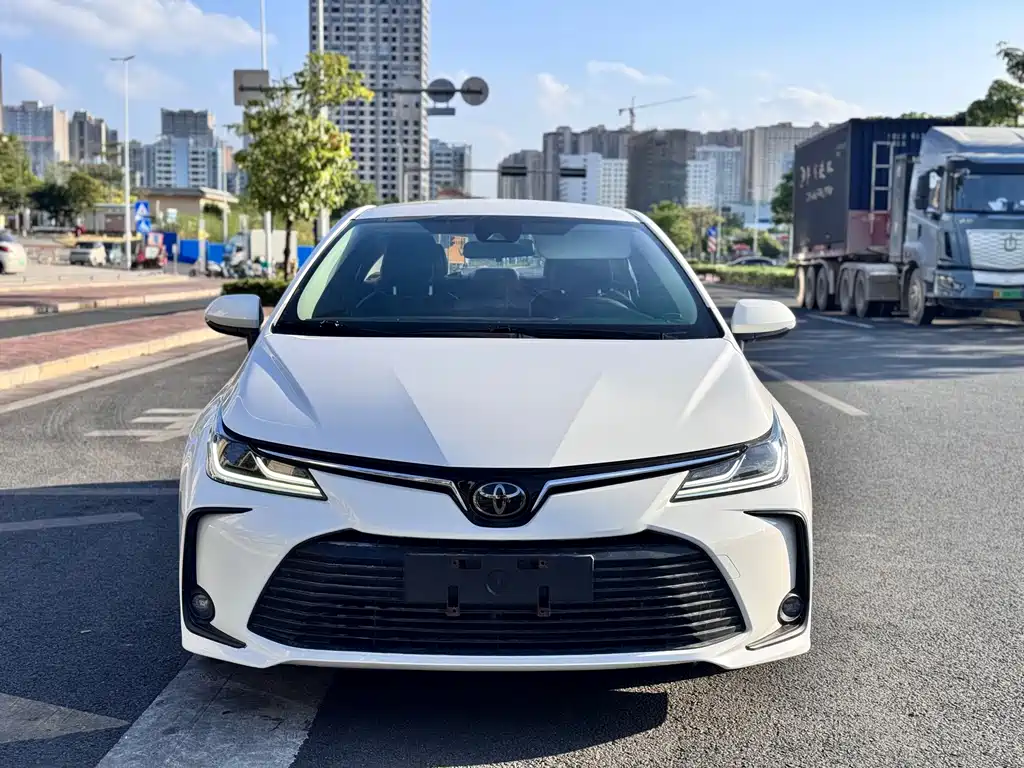 Toyota Corolla — миниатюра 2