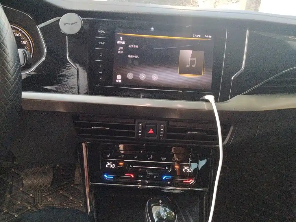 Volkswagen Passat — миниатюра 14