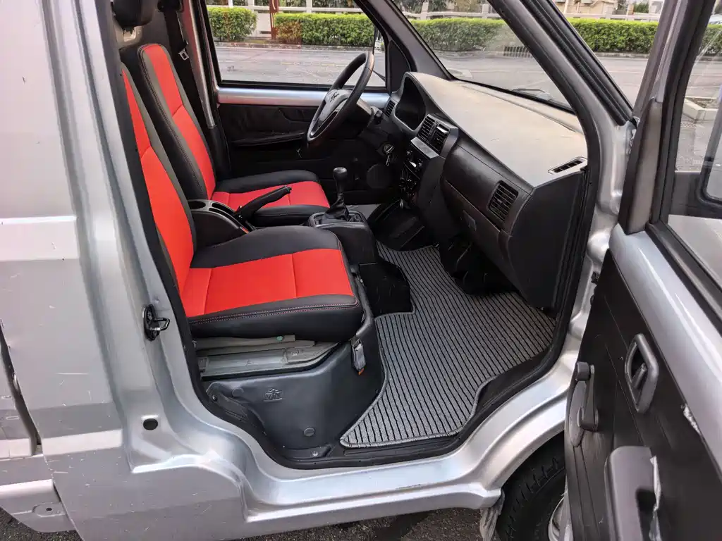 Wuling Rongguang Mini Truck — миниатюра 9