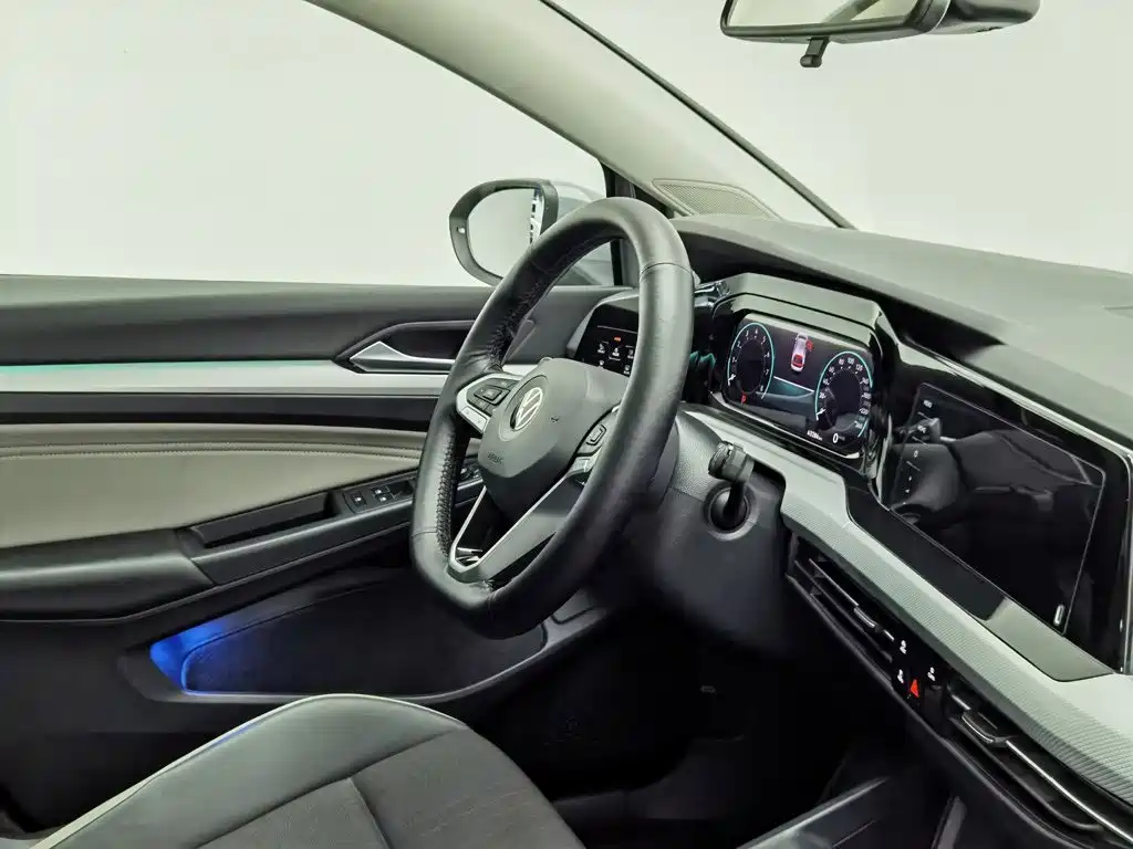 Volkswagen Golf — миниатюра 22