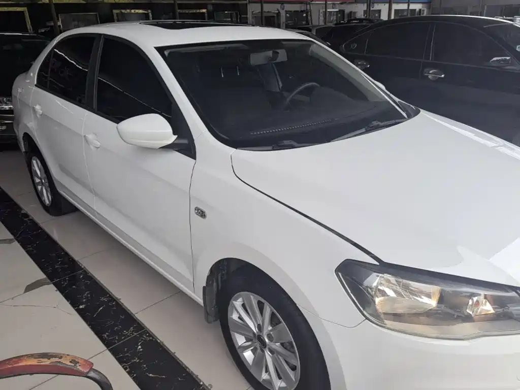 Volkswagen Jetta — миниатюра 4