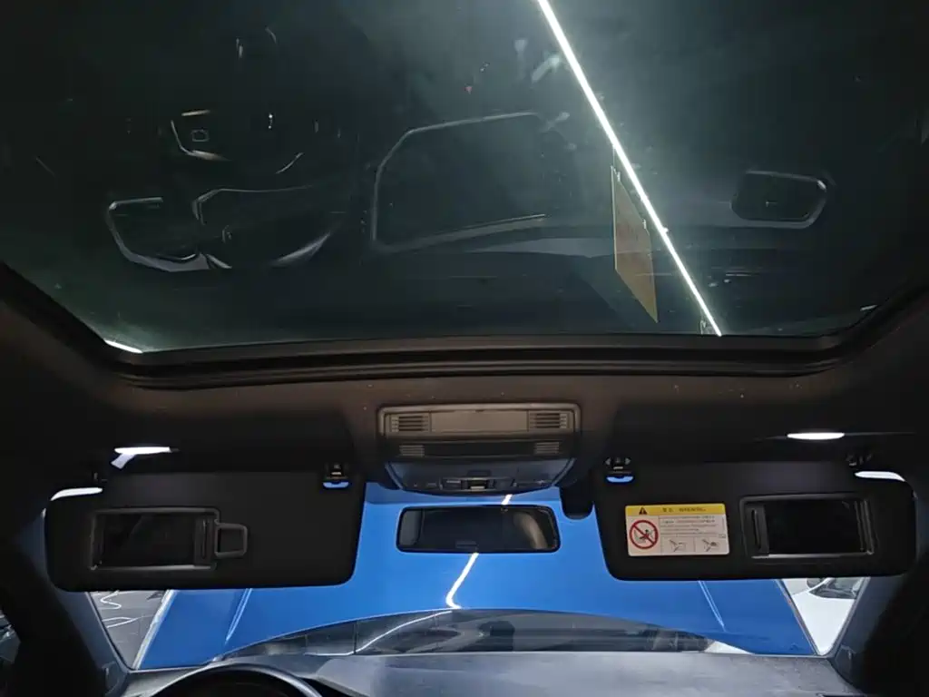 Volkswagen T-Roc — миниатюра 18