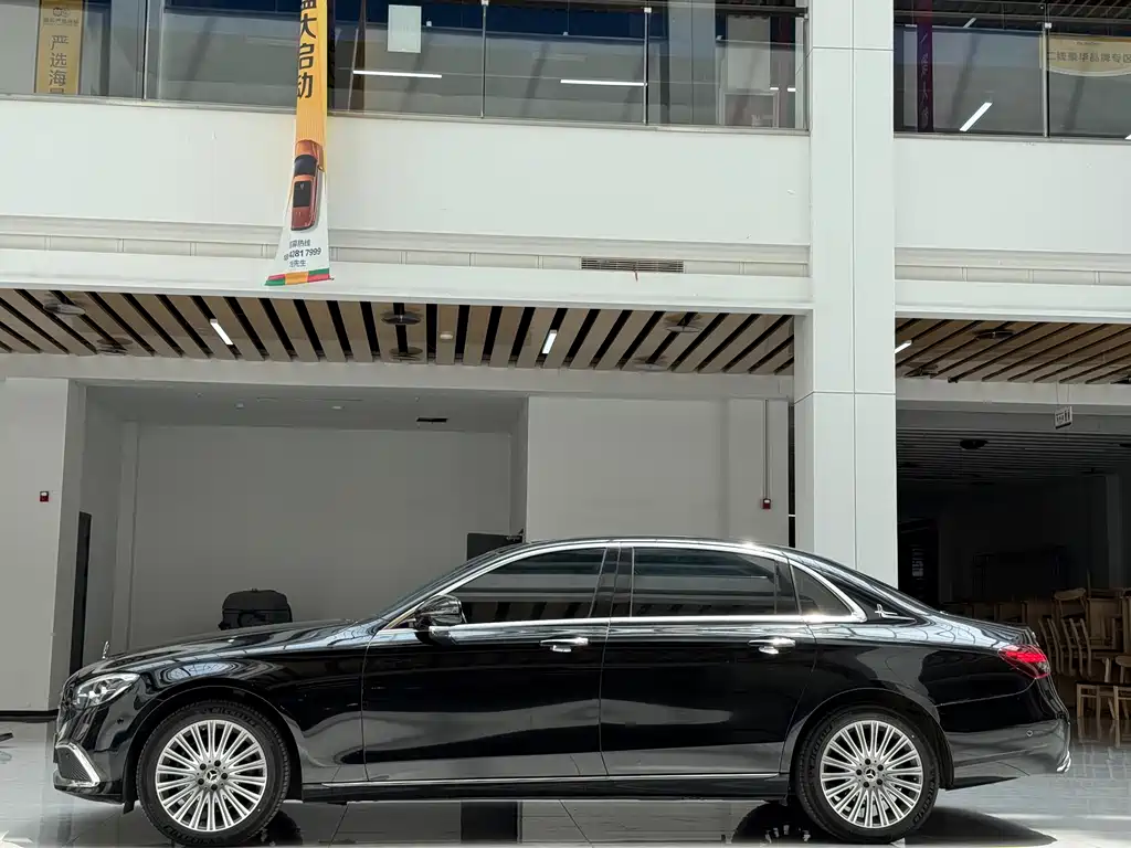 Mercedes-Benz E-Class E 2023 E 300 L Fashion