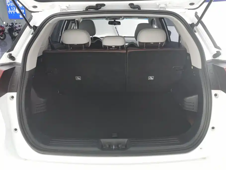 GEELY AUTOMOBILE BOYUE