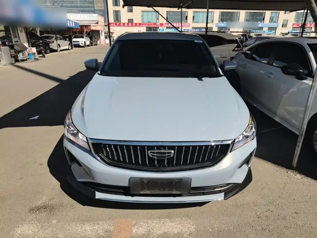 Geely Emgrand — миниатюра 3