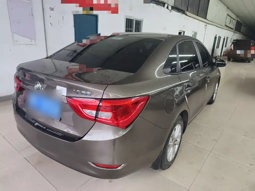 Buick Excelle — миниатюра 7