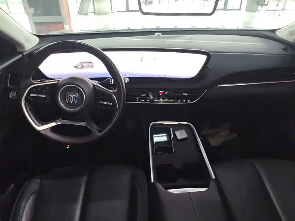 Buick LaCrosse — миниатюра 10