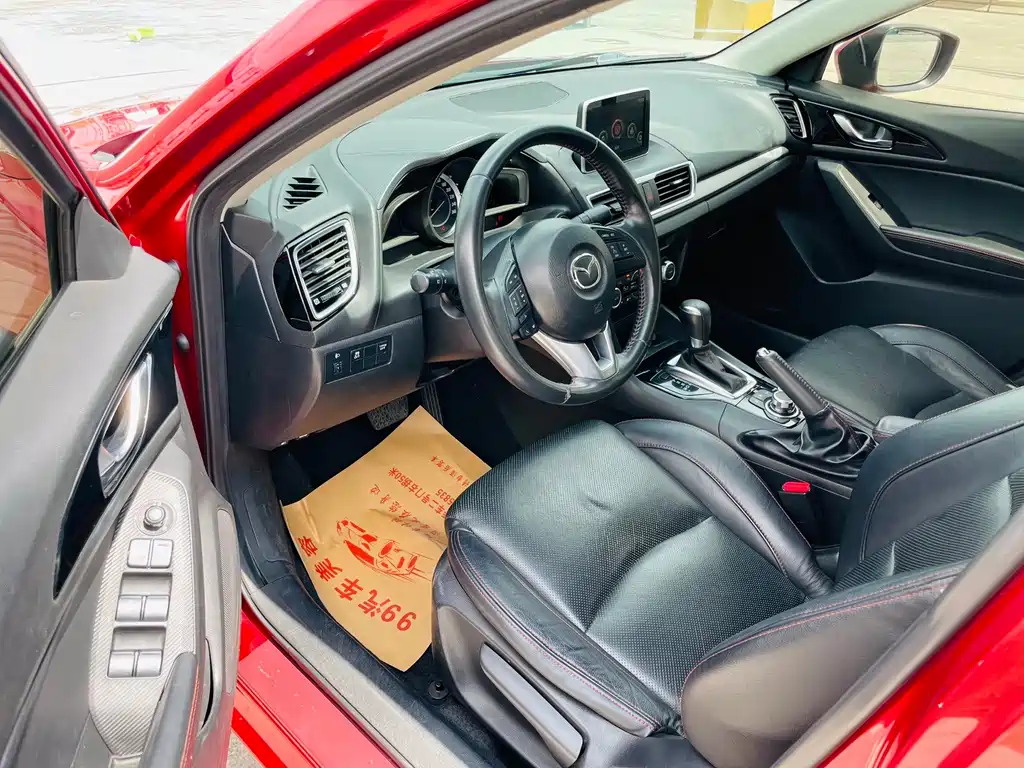 Mazda 3 Axela — миниатюра 4