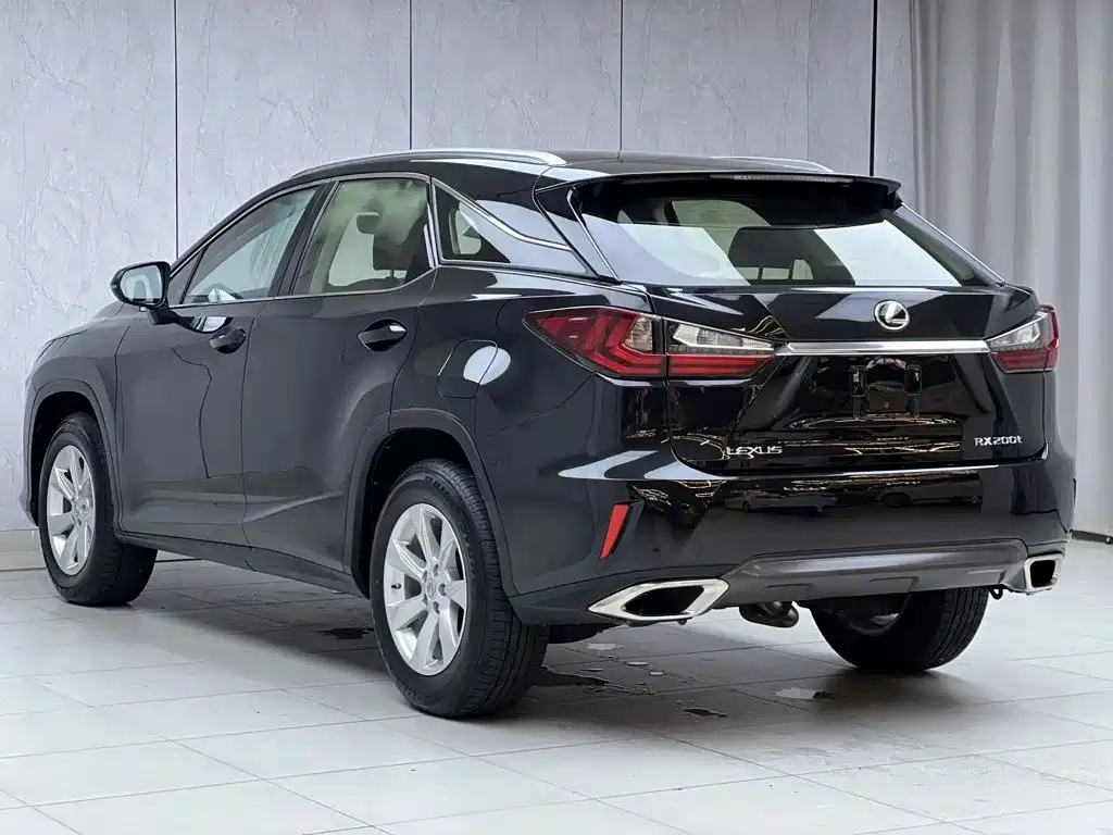 Lexus RX — миниатюра 10
