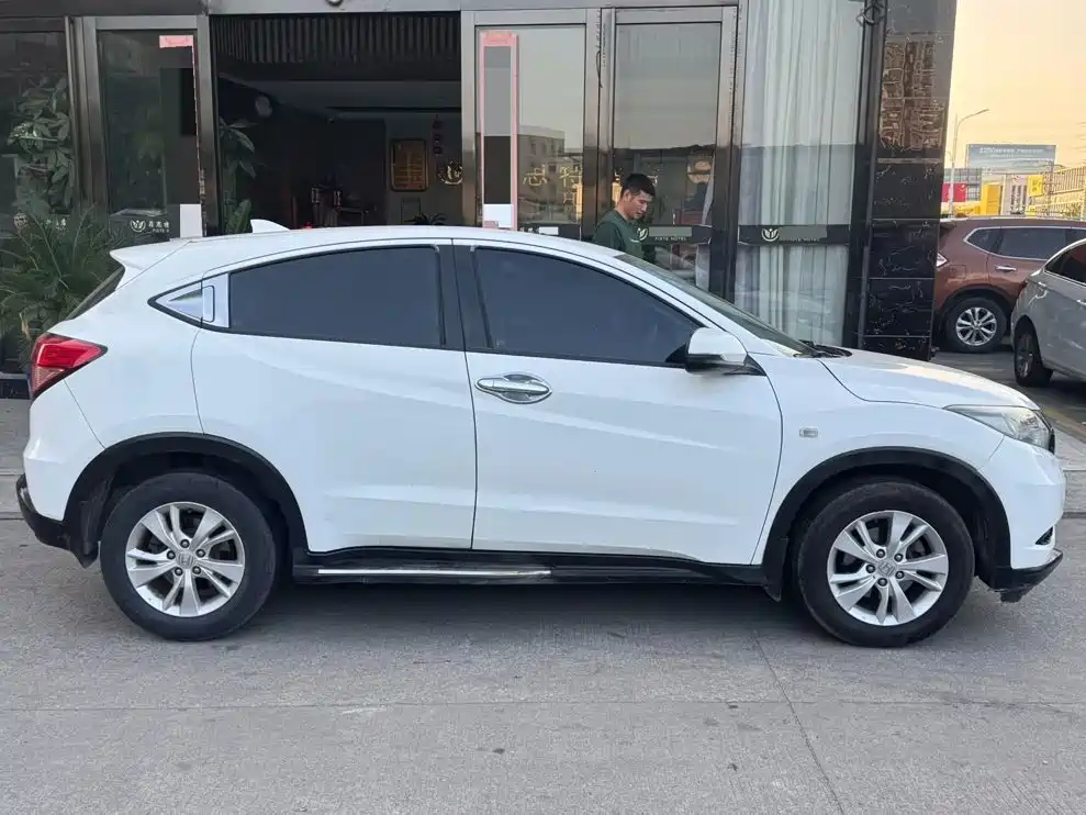 Honda Vezel — миниатюра 4