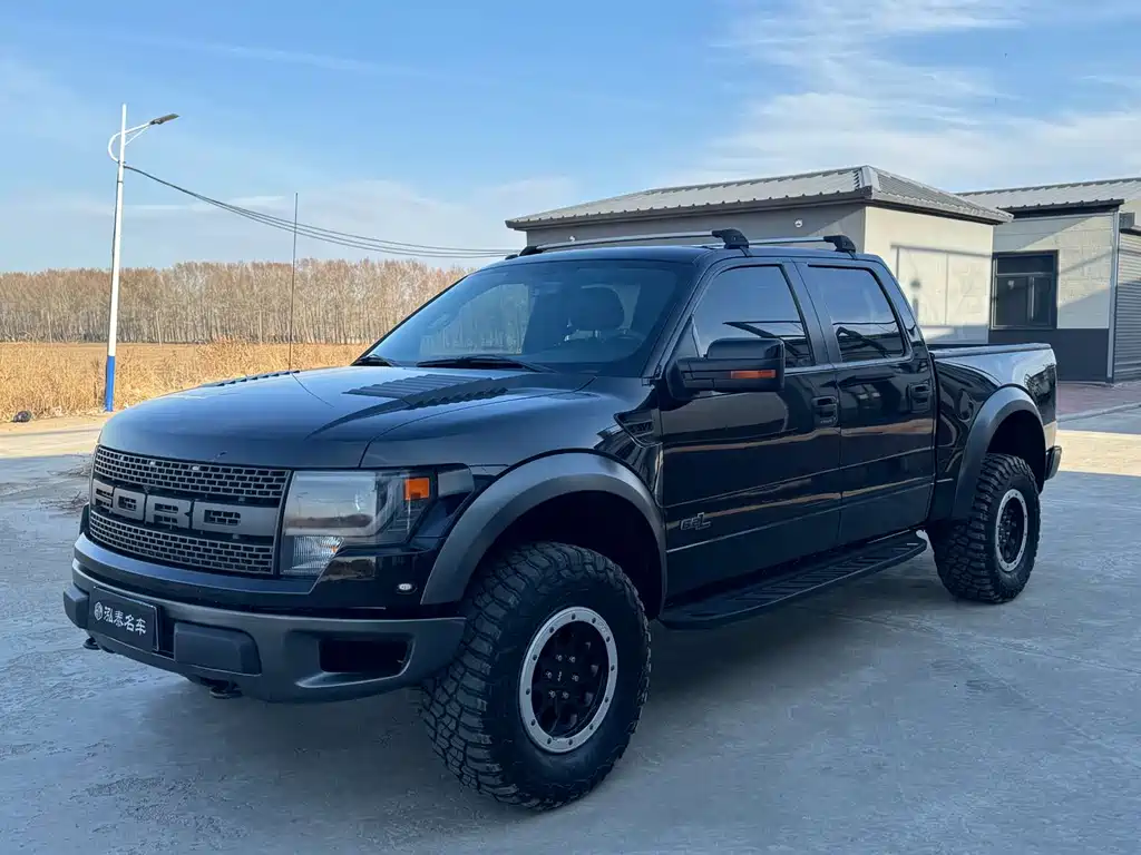Ford F-150 Raptor 2015