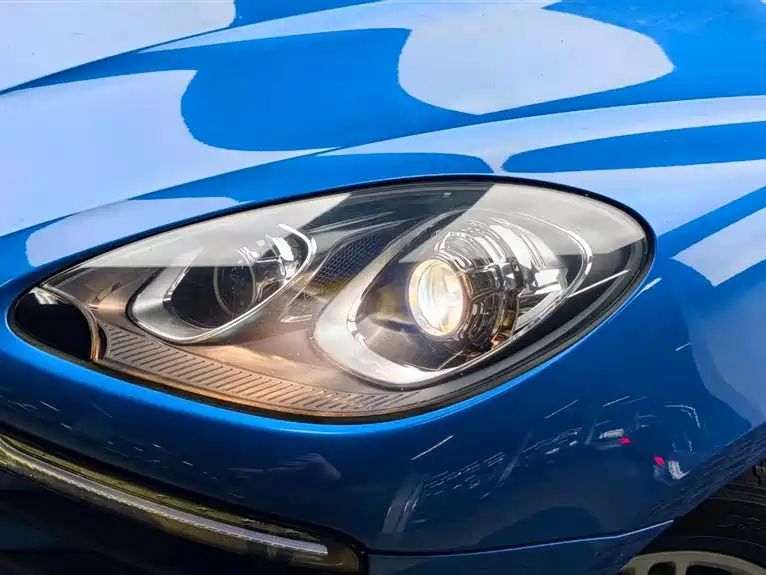 Porsche Macan — миниатюра 7