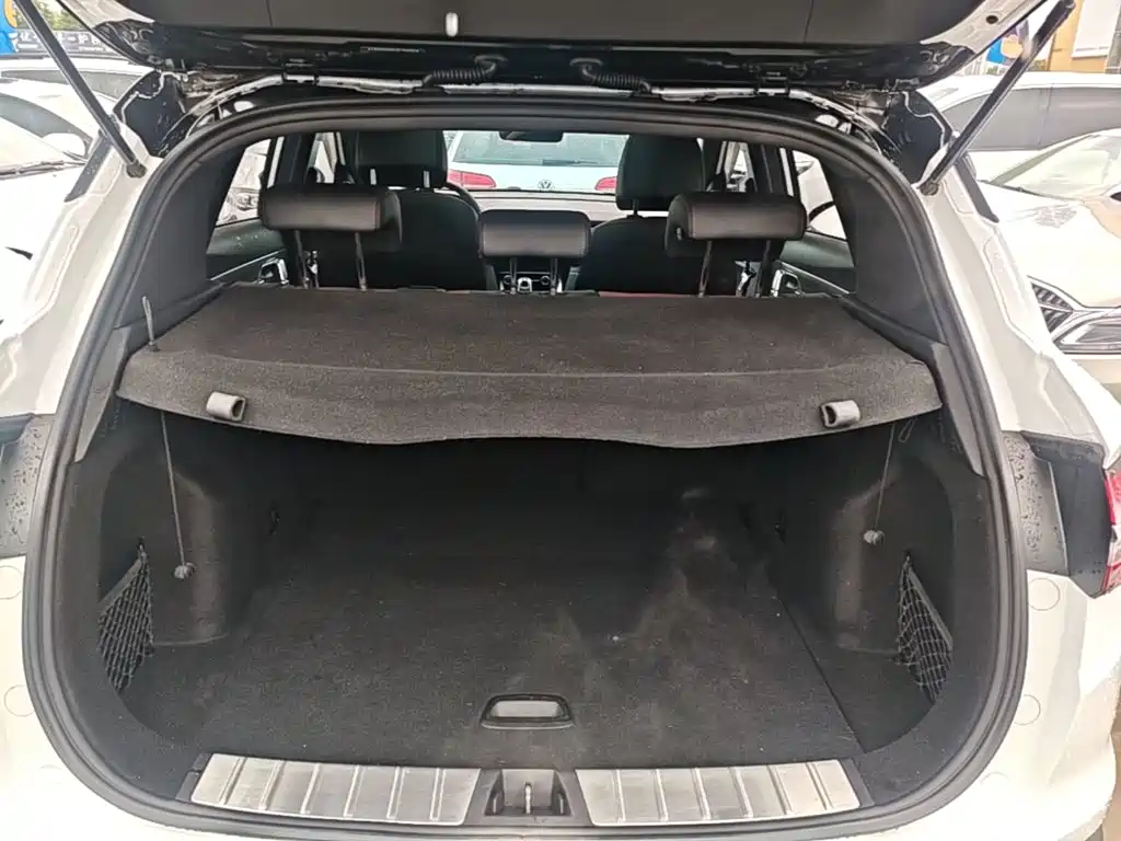 Geely Binyue — миниатюра 19
