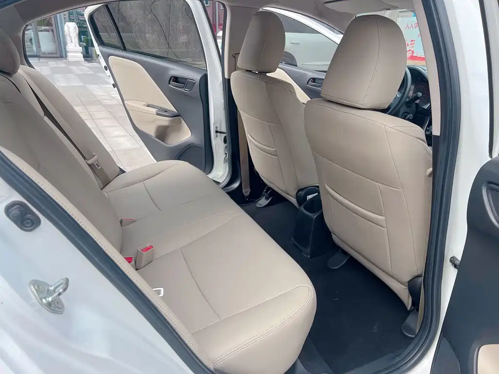 Honda City 1.5L CVT Comfort Edition, фото 10