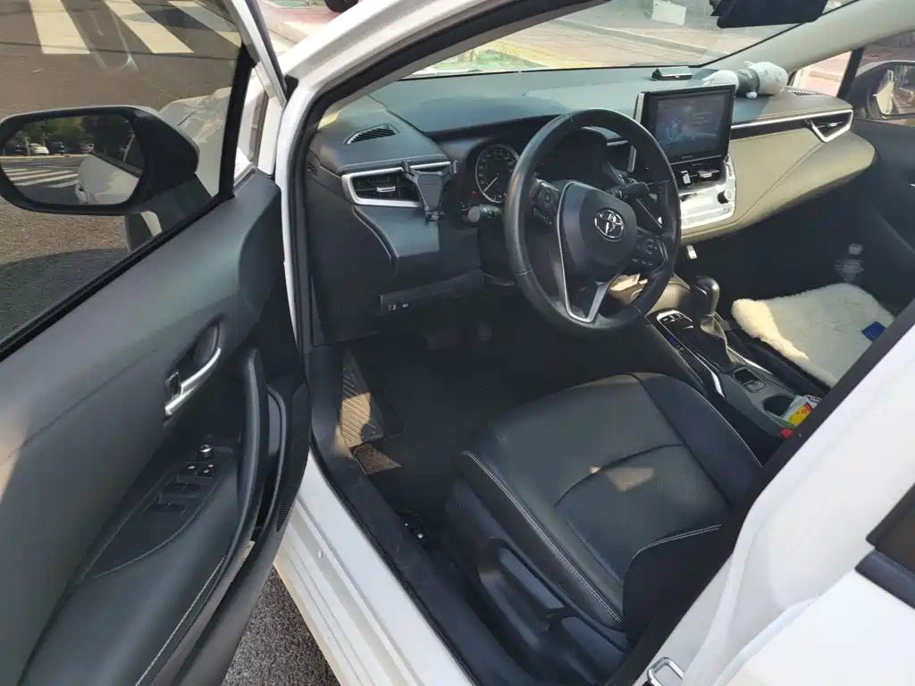 Toyota Corolla — миниатюра 12