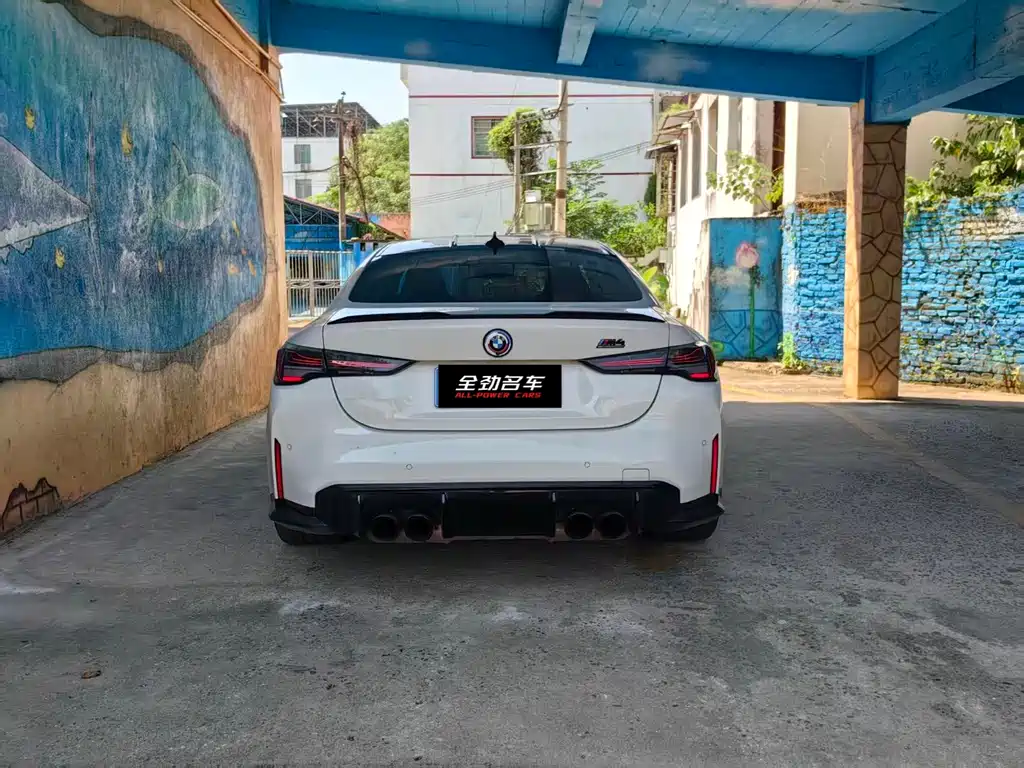 BMW M4 — миниатюра 13