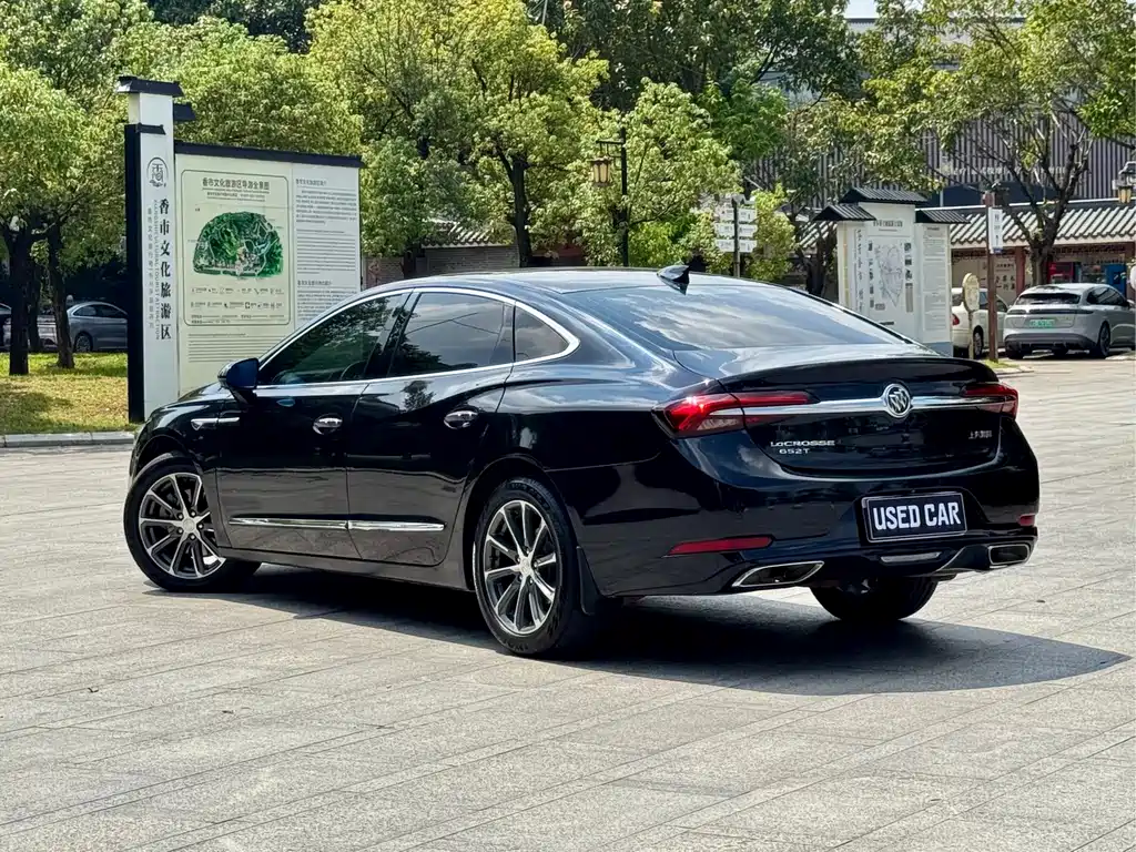 Buick LaCrosse — миниатюра 7
