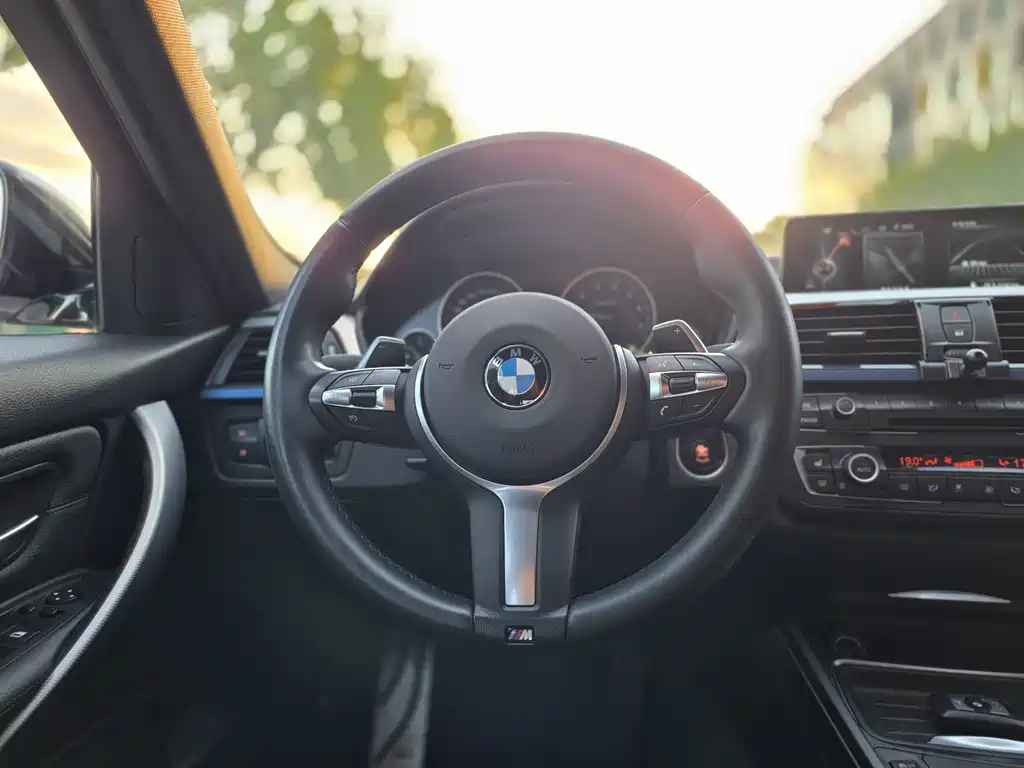 BMW 3 Series (Import) — миниатюра 10