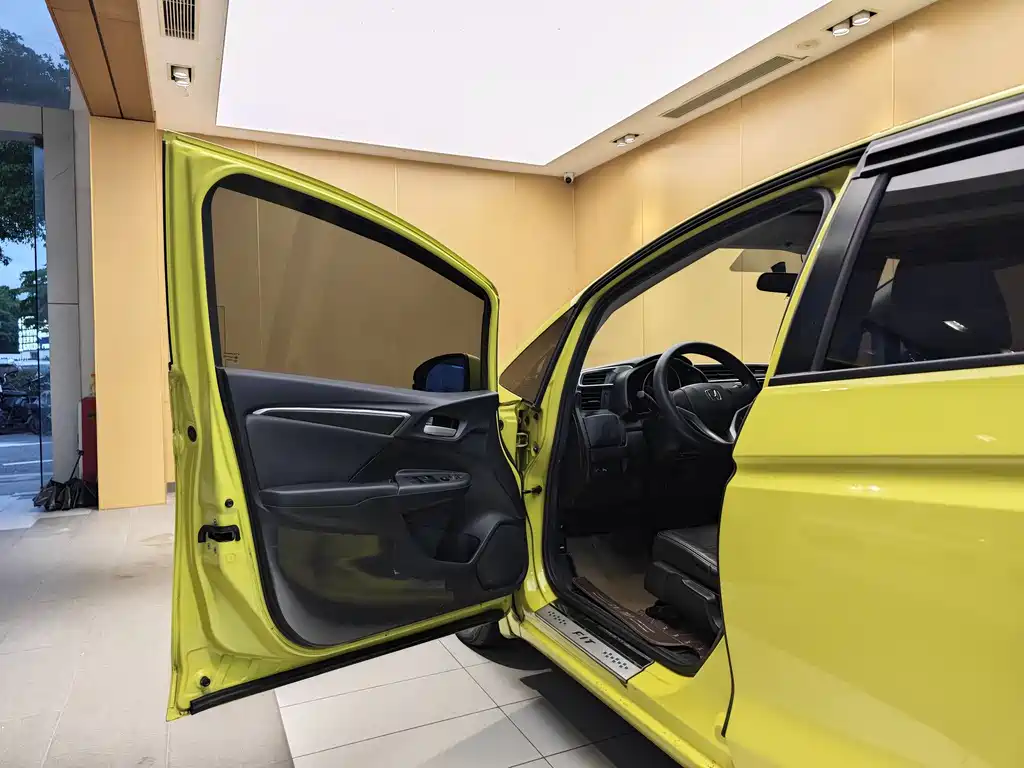 Honda Fit 2014 1.5L SE CVT Fashion
